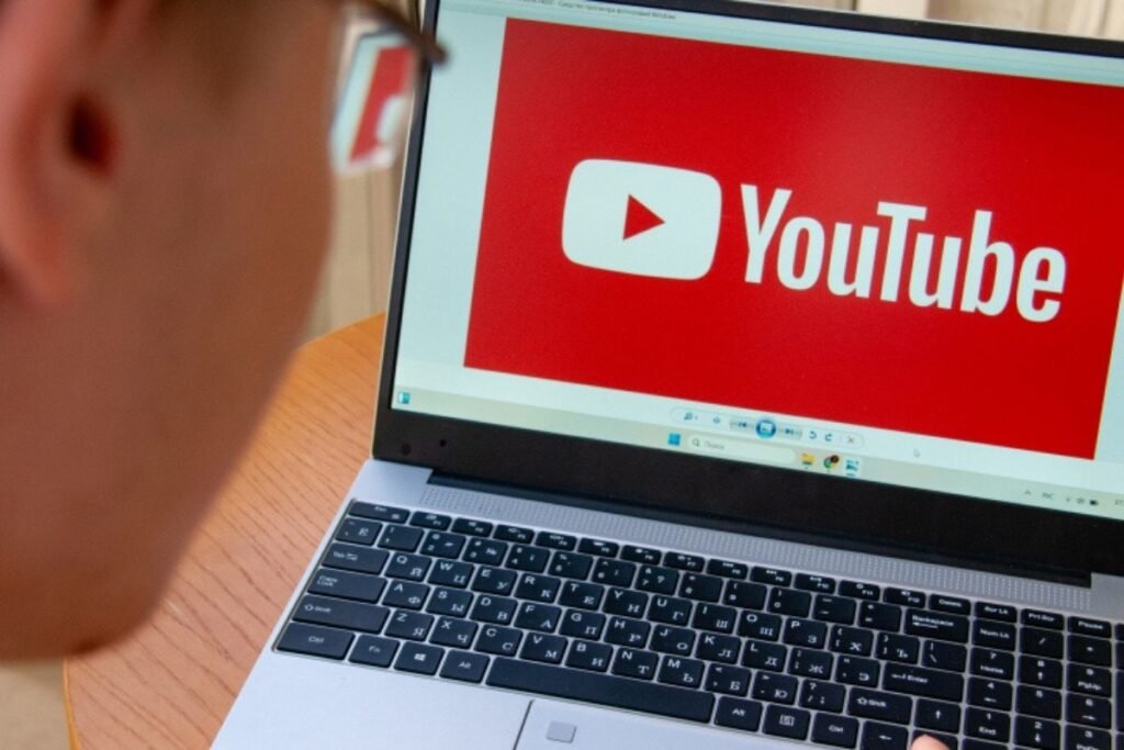YouTube Video Dimensions