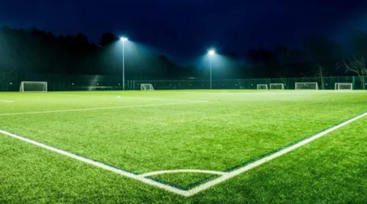 Foot Field Visual How Far Is 300 Feet? 15+ Things That Are 300 Feet Long