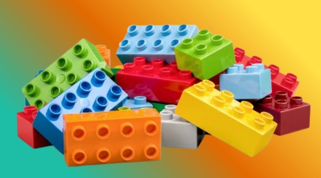8 LEGO Bricks
